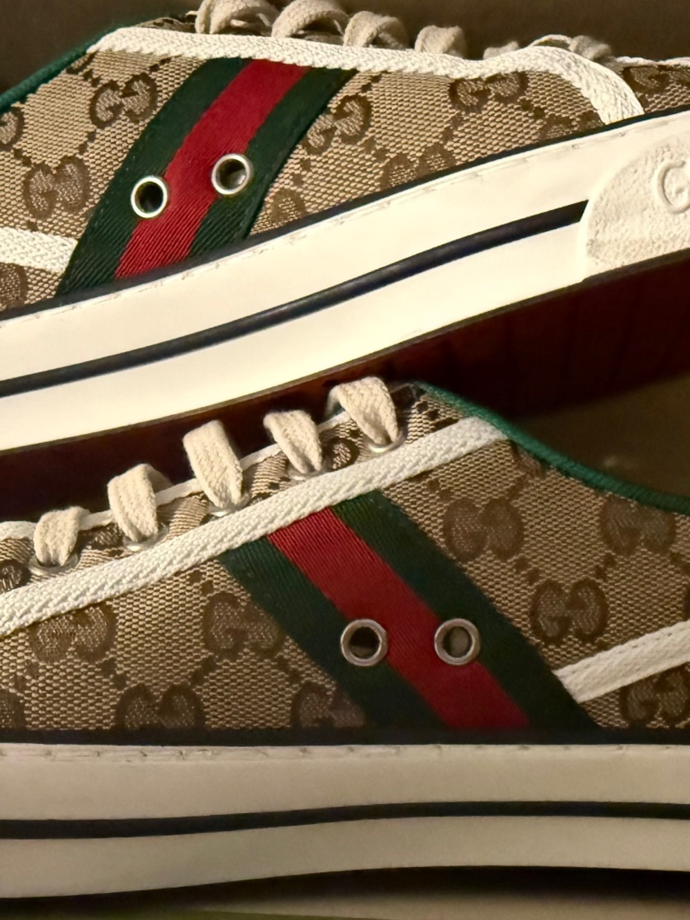 Gucci Sneaker-Women (10US/40EU)